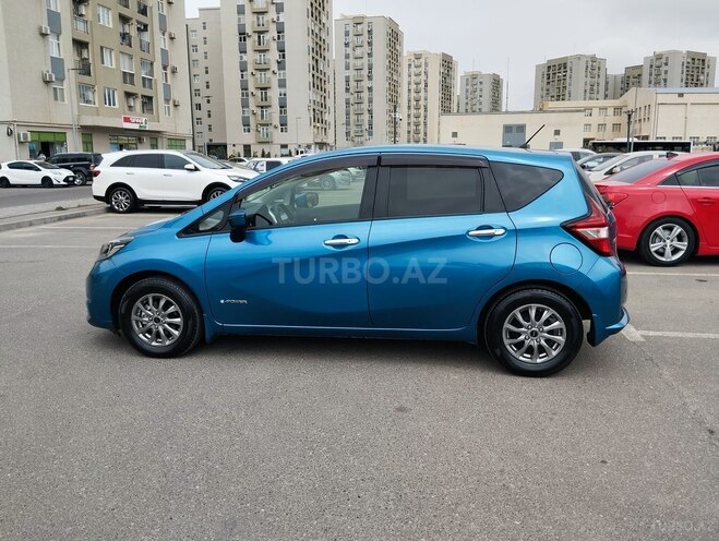 Nissan Note-5