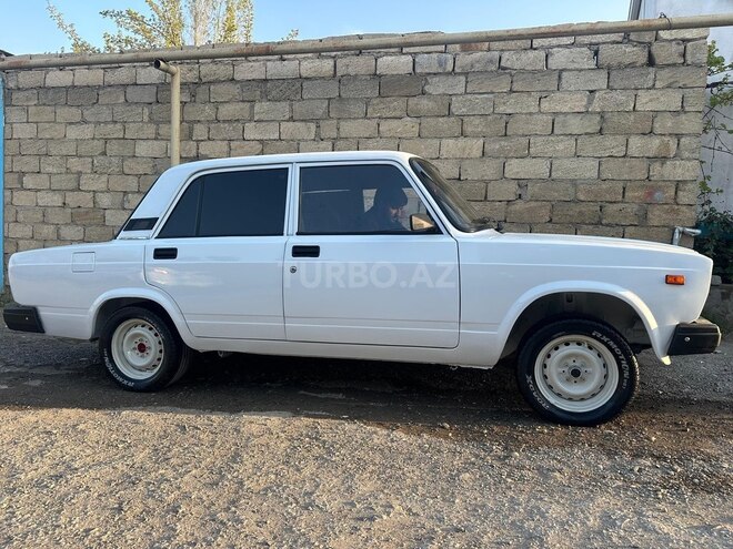 LADA (VAZ) 2107-3
