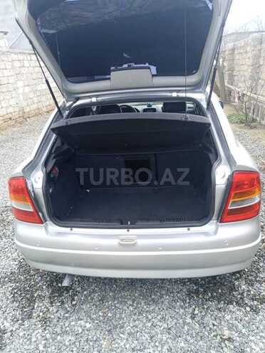 Opel Astra-10