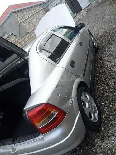 Opel Astra-11