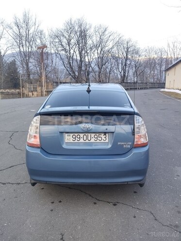 Toyota Prius-7