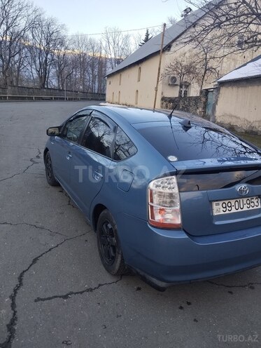 Toyota Prius-6