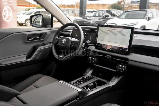 Toyota RAV4-11