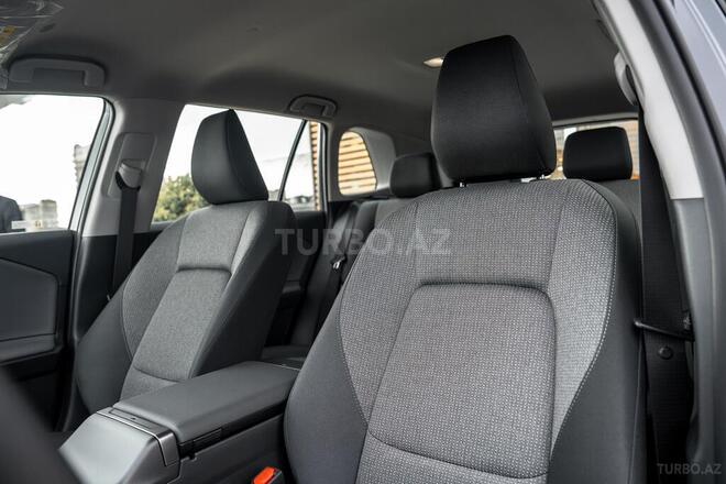 Toyota RAV4-14