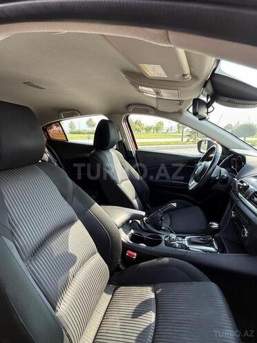 Mazda 3-8
