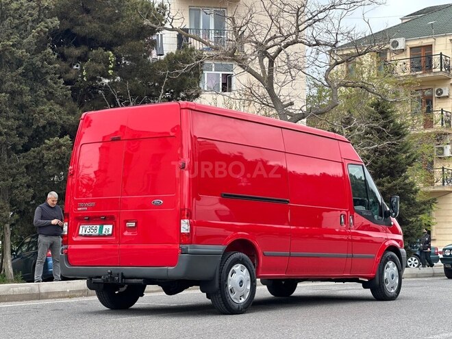 Ford Transit-5