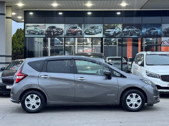 Nissan Note-10