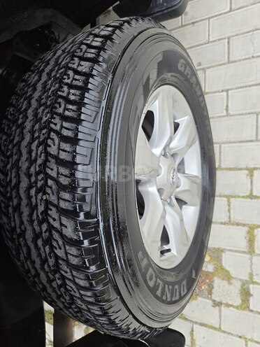 Toyota Land Cruiser Prado-7