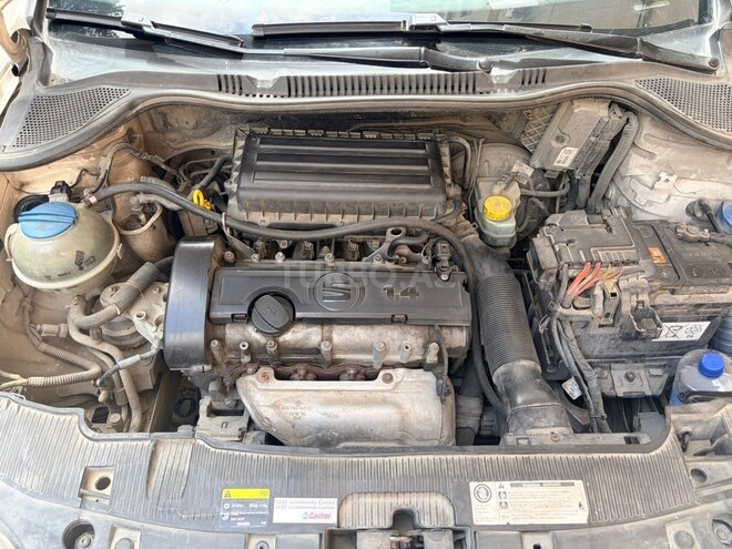 SEAT Ibiza-7