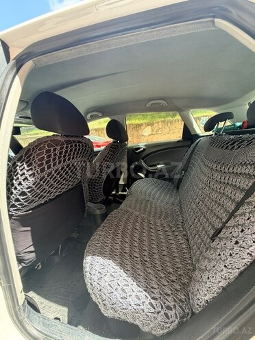 SEAT Ibiza-6