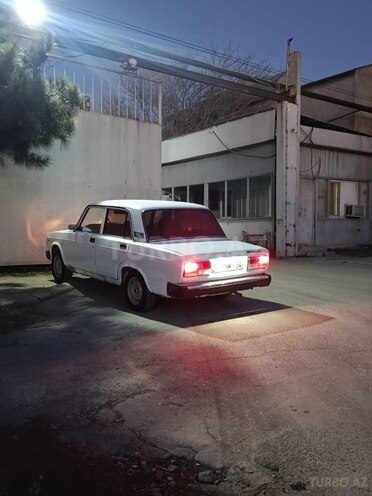 LADA (VAZ) 2107-4