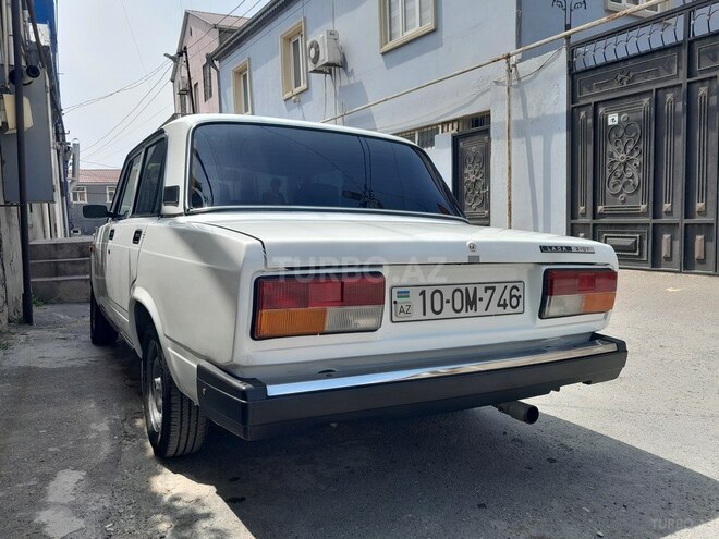 LADA (VAZ) 2107-2