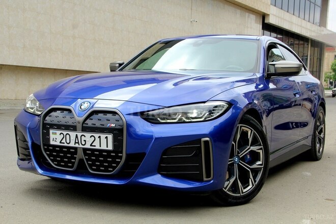BMW i4-2