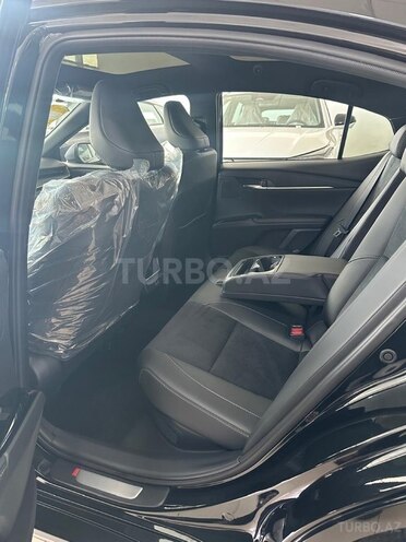 Toyota Camry-8