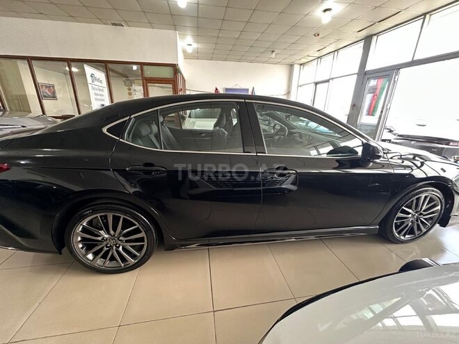 Toyota Camry-4
