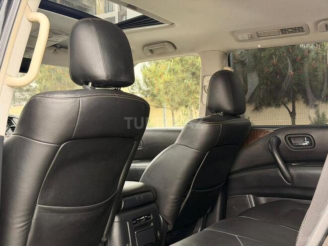 Nissan Patrol 2018, 182,800 km - 4.0 l - Bakı