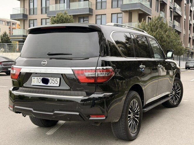Nissan Patrol 2018, 182,800 km - 4.0 l - Bakı
