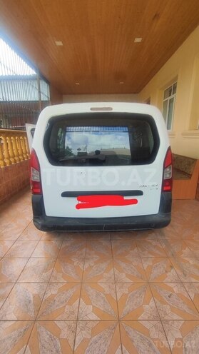 Peugeot Partner-2