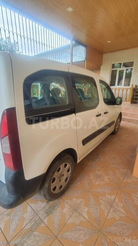 Peugeot Partner-3
