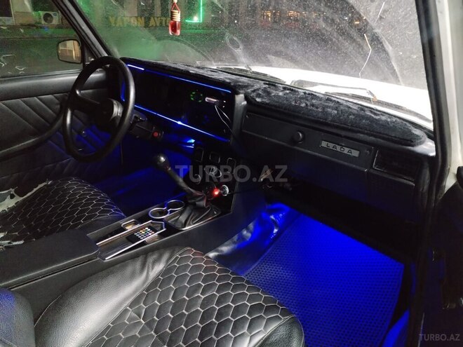 LADA (VAZ) 2107-4