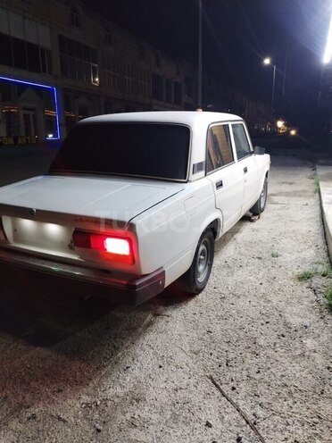LADA (VAZ) 2107-5