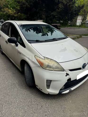 Toyota Prius-6