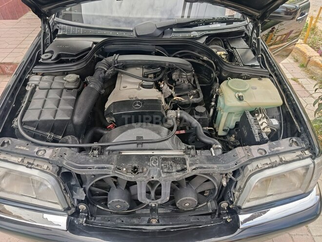 Mercedes C 230-6