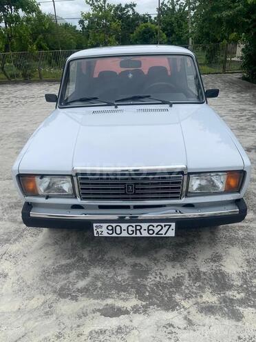 LADA (VAZ) 2107-1