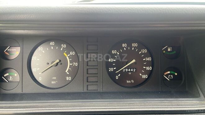 LADA (VAZ) 2107-8