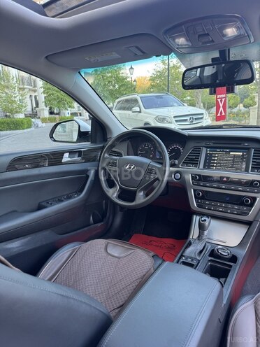 Hyundai Sonata-9