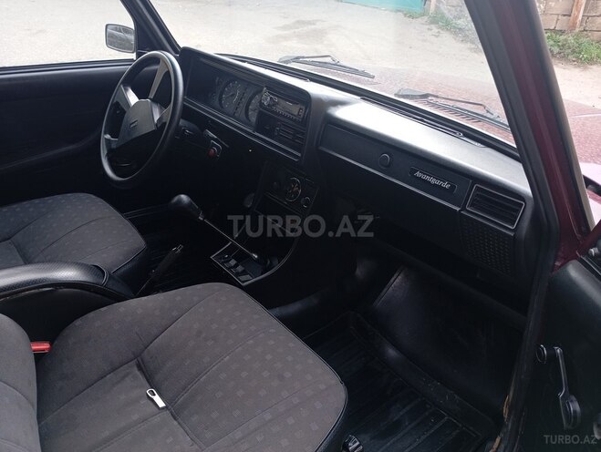 LADA (VAZ) 2107-13