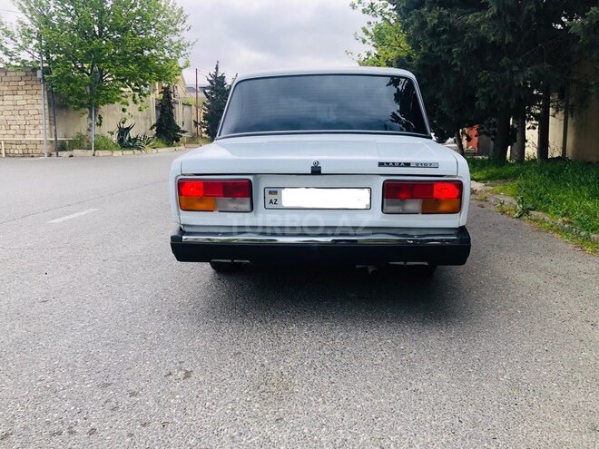 LADA (VAZ) 2107-5