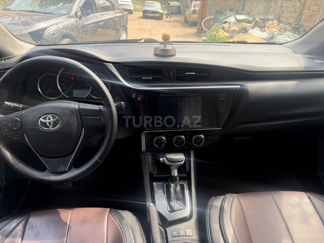 Toyota Corolla-7