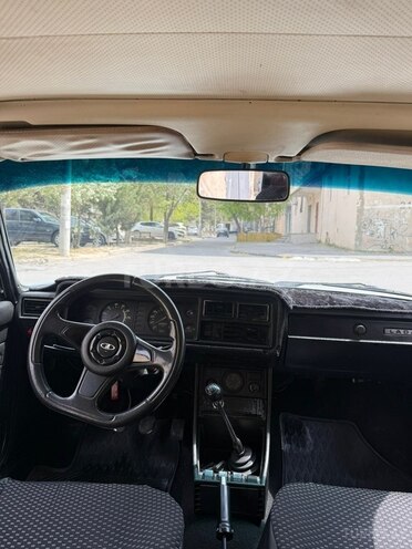 LADA (VAZ) 2104-9