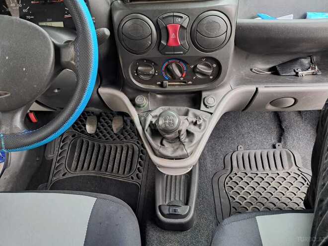 Fiat Doblo-3