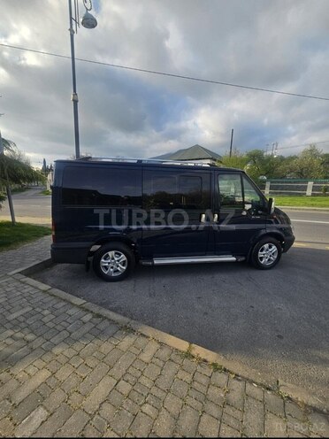Ford Transit-6