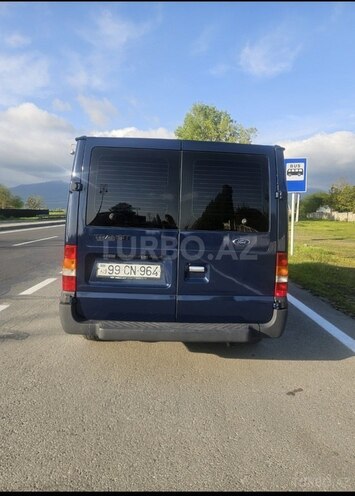 Ford Transit-14