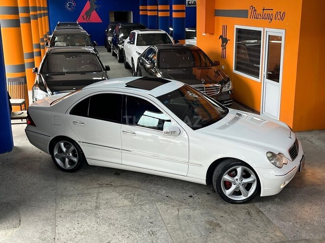 Mercedes C 240-13