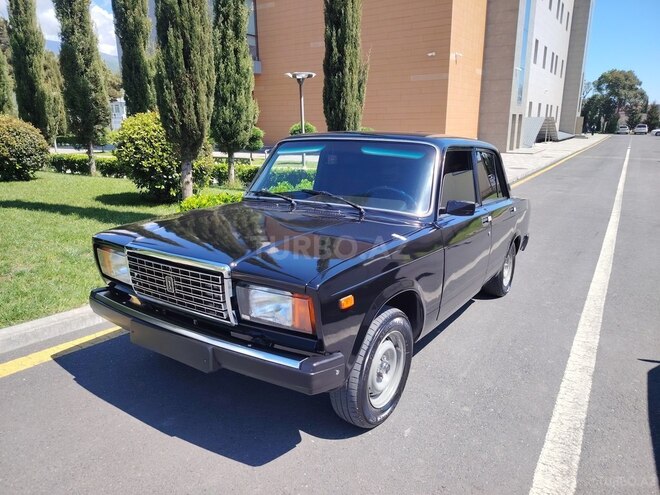 LADA (VAZ) 2107-8