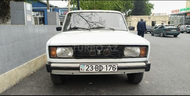 LADA (VAZ) 2105-1
