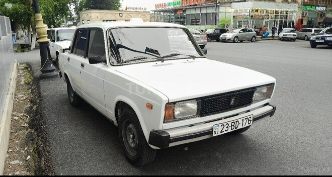 LADA (VAZ) 2105-3