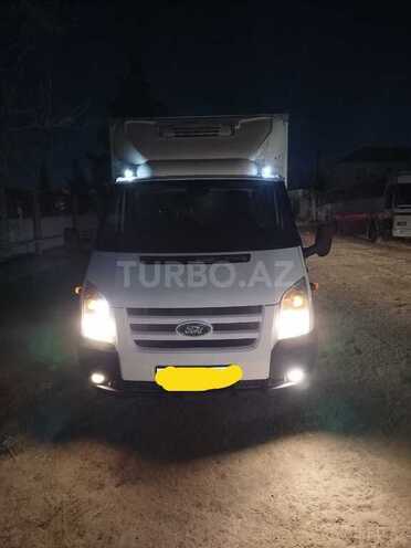 Ford Transit-1