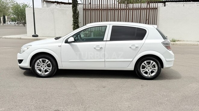Opel Astra-11