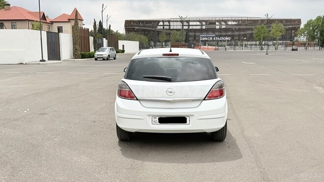 Opel Astra-10