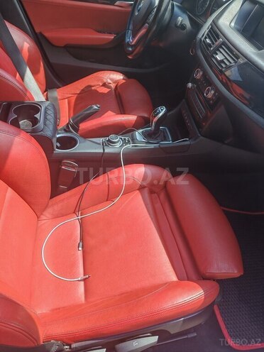 BMW X1-9