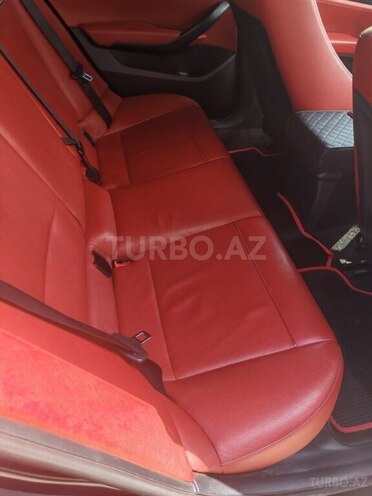 BMW X1-8