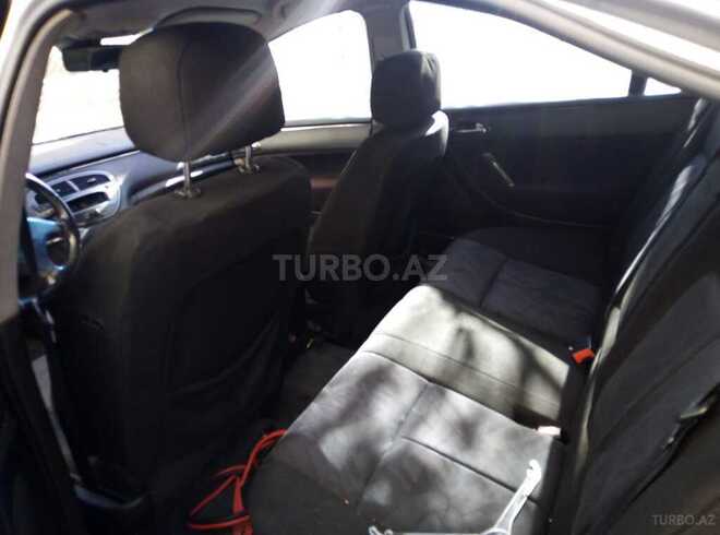 Peugeot 607-3