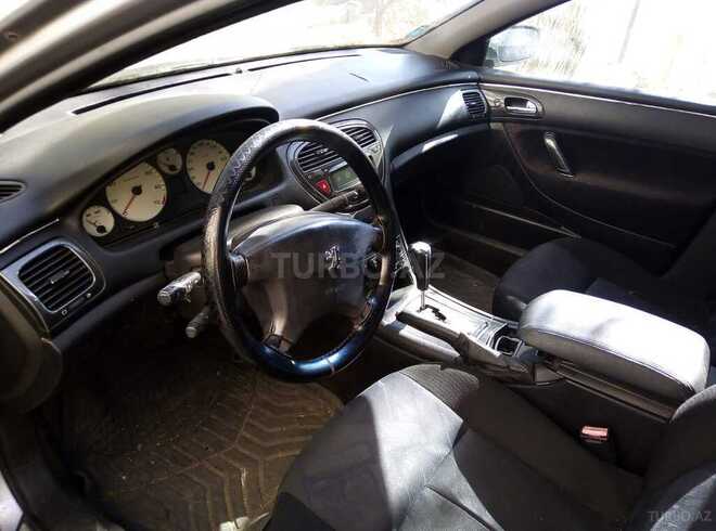 Peugeot 607-4