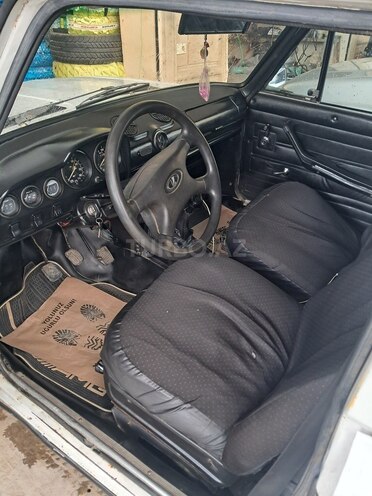 LADA (VAZ) 2106-4