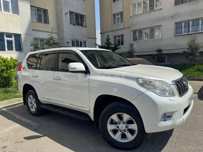 Toyota Land Cruiser Prado-3